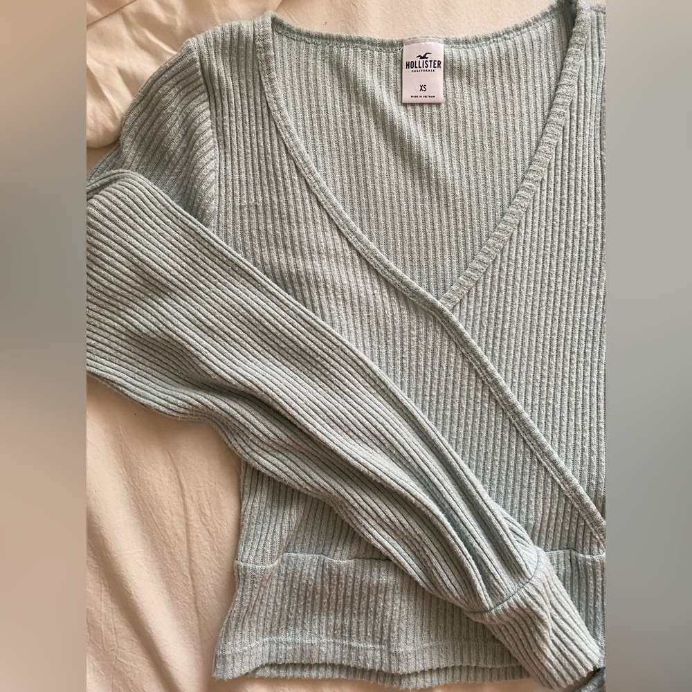 Hollister lightweight long sleeve